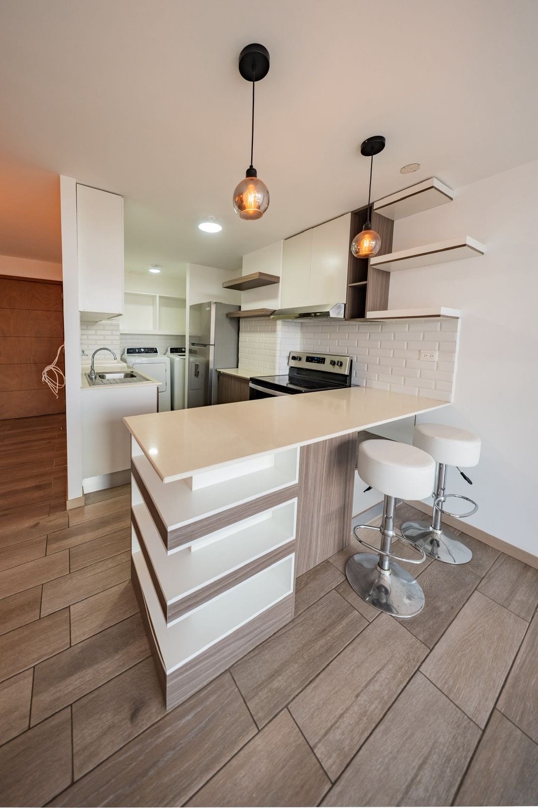 APARTAMENTO RENTA ZONA 14, SECTO R LA VILLA 2 DORMITORIOS , 76 MTS2 $1,000 (no se aceptan mascotas) — Apartamento en Alquiler en La Villa, Zona 14, Guatemala, Ciudad — foto 1 de 5