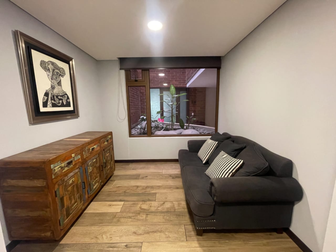 ZONA 14, APARTAMENTO VENTA 240 MTS2, 2 DORMITORIOS, 2 PARQUEOS $520,000 — Apartamento en Venta en Zona 14, Guatemala, Ciudad — foto 2 de 12