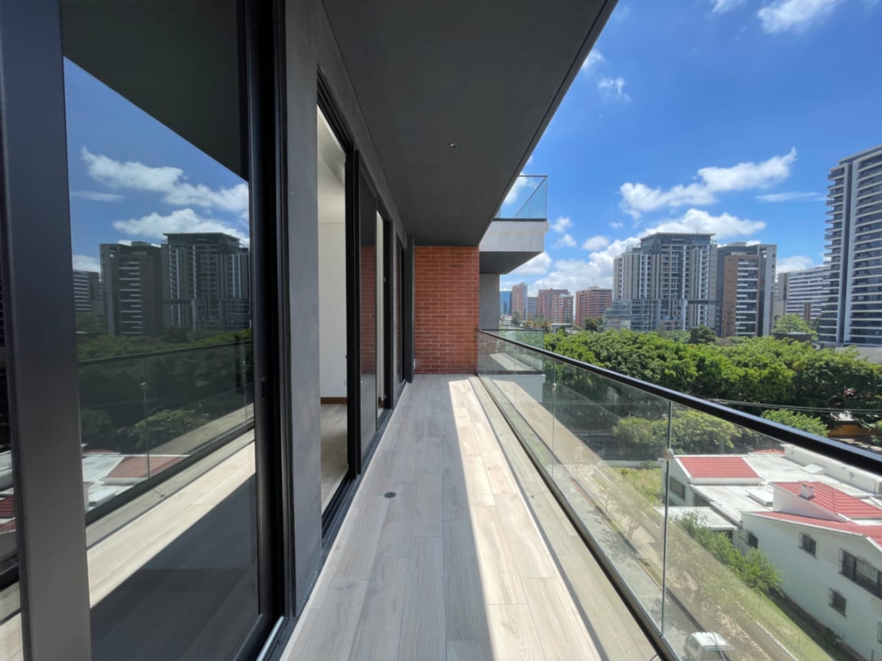 Zona 10, Apartamento Nuevo en Renta Ferré Diez, 95 MTS2, 2 Dormitorios — Apartamento en Alquiler en Ferré Diez, Zona 10, Guatemala, Ciudad — foto 6 de 16