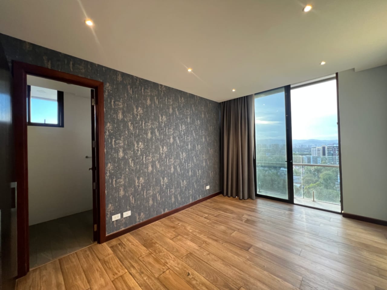 Apartamento Renta Zona 15 Vista Hermosa 2, Edificio Vhista , 2 Dormitorios , 2,5 Baños, 135 MTS2Linda Vista (no Se Aceptan Mascotas) — Apartamento en Alquiler en Vista Hermosa II, Zona 15, Guatemala, Ciudad — foto 15 de 16