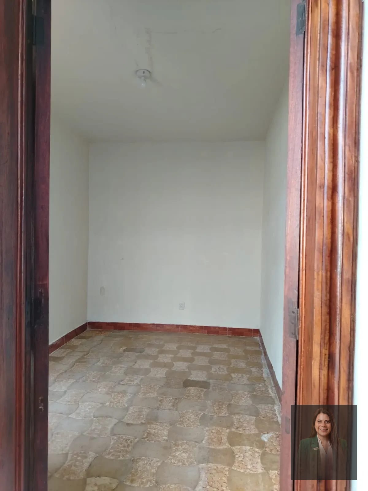 Casa en Renta para Oficinas | Zona 1, Centro Histórico — Casa en Alquiler en El Centro, Zona 1, Guatemala, Ciudad — foto 4 de 16