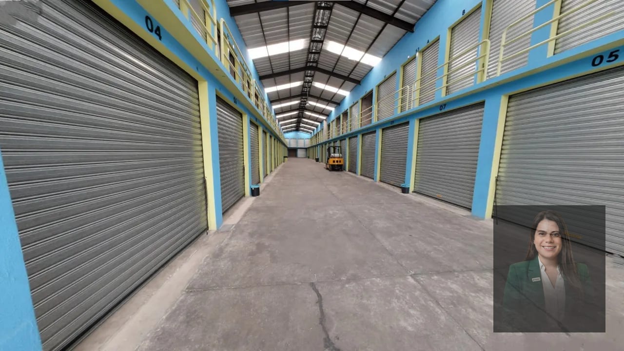 Mini Bodegas en Renta | Zona 2, cerca de Universidad Mariano Gálvez — Bodega / Ofibodega en Alquiler en El Zapote, Zona 2, Guatemala, Ciudad — foto 1 de 8