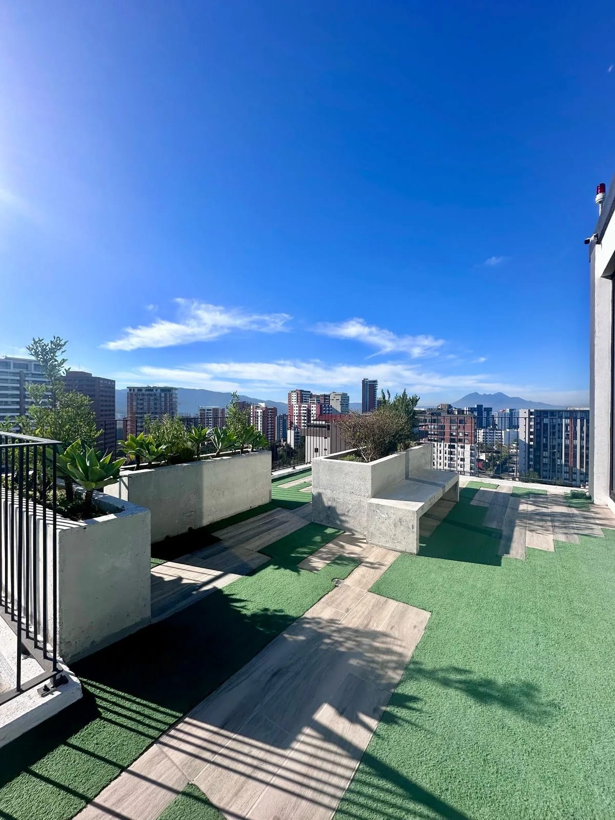 Apartamento Amueblado y Equipado en Venta Zona 13 — Apartamento en Venta en N Américas, Zona 13, Guatemala, Ciudad — foto 1 de 15