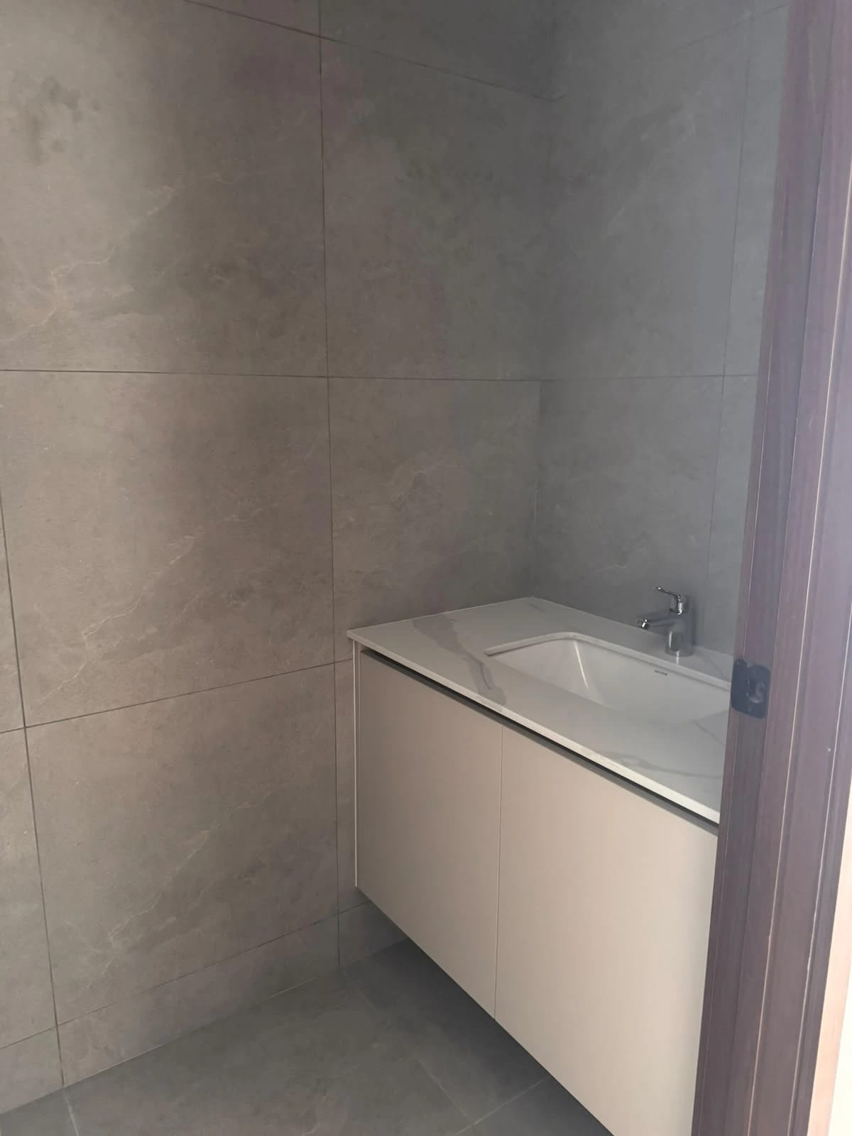 Apartamento Nuevo en Venta Zona 13, 3 Habitaciones + Hab. Servicio — Apartamento en Venta en Zona 13, Guatemala, Ciudad — foto 13 de 16