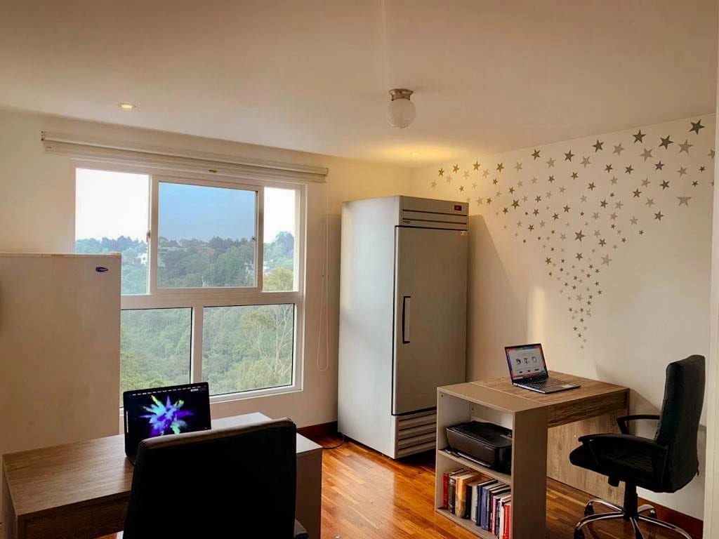 Elegante Apartamento tipo Loft en Venta Zona 16 La Montaña — Apartamento en Venta en La Montaña, Zona 16, Guatemala, Ciudad — foto 6 de 10
