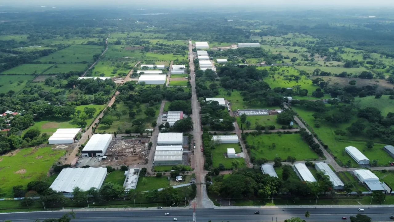 Alquilo Terreno Dentro de Parque Industrial Tecnopark — Bodega / Ofibodega en Alquiler en Escuintla, Escuintla — foto 2 de 4