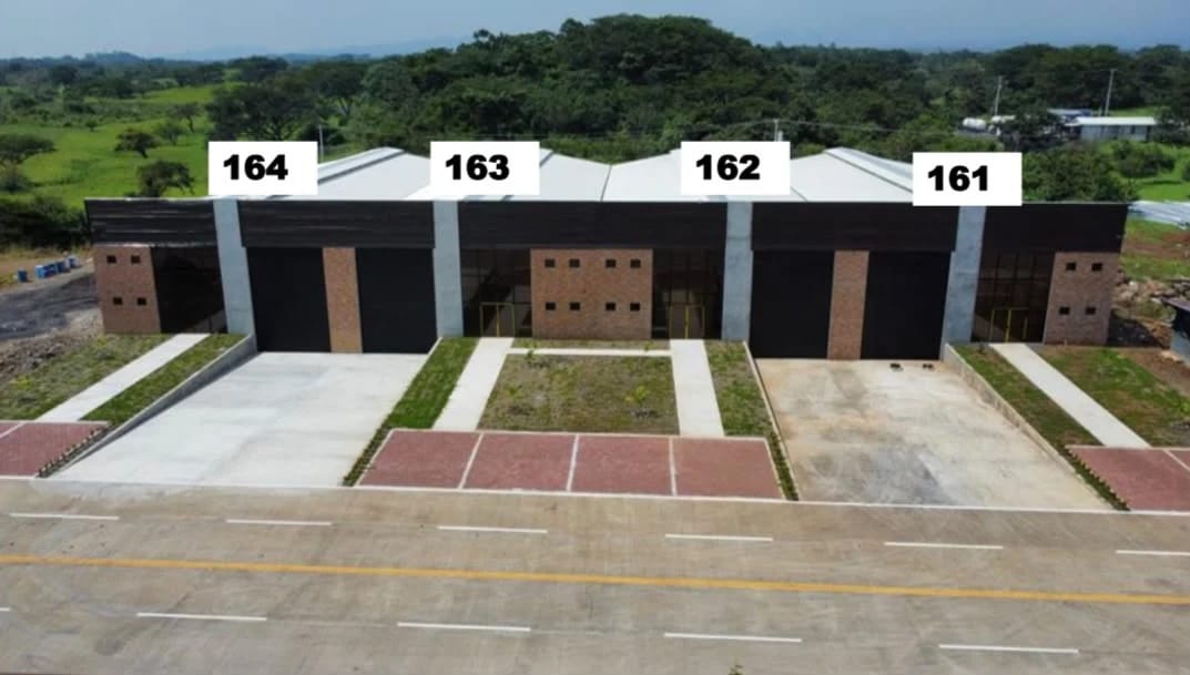 Alquilo Bodegas Desde 600M2 Hasta 2,000M2 en Escuintla — Bodega / Ofibodega en Alquiler en Escuintla, Escuintla — foto 1 de 5