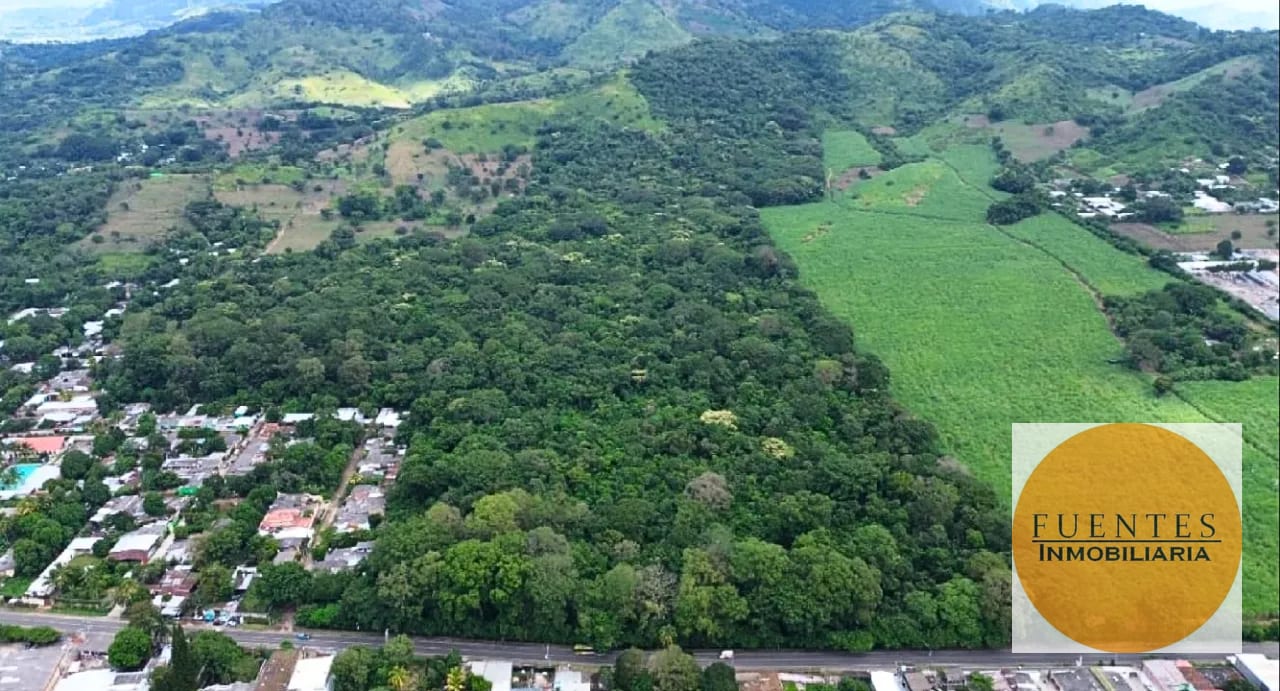 Terreno en Venta en Santa Ana (El Salvador) — Terreno en Venta en Zona 10, Guatemala, Ciudad — foto 1 de 2
