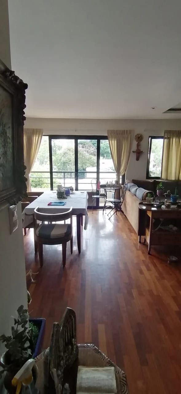 Vendo apartamento en edificio Cero Diez zona 15 - Image 2