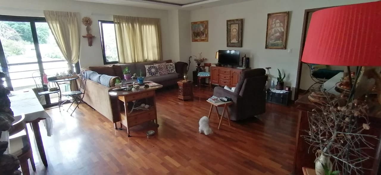 Vendo apartamento en edificio Cero Diez zona 15 - Image 3