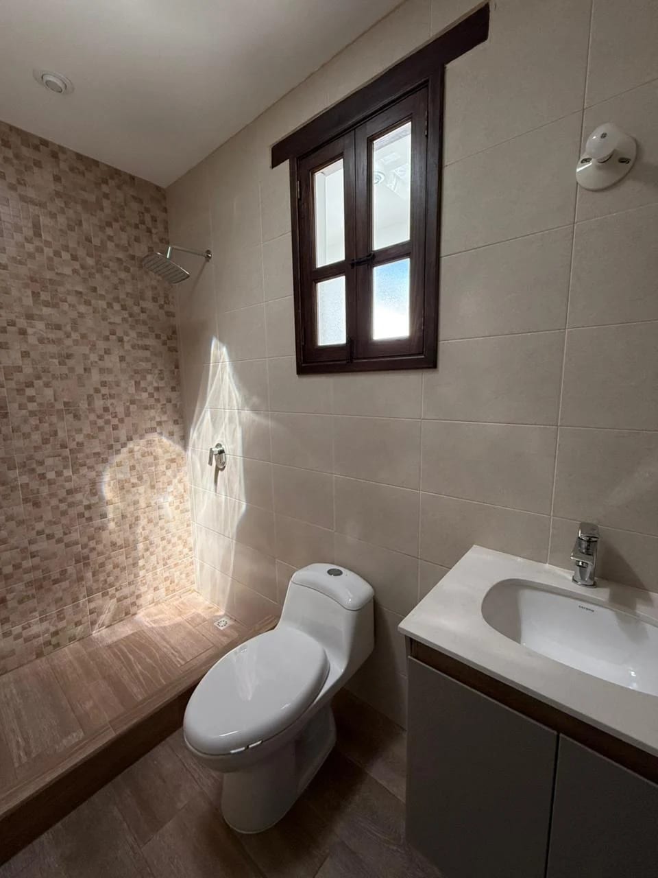 Vendo casa en Portal de las Rosas 1 San Miguel Dueñas — Casa en Venta en San Miguel Dueñas, Sacatepéquez — foto 7 de 13