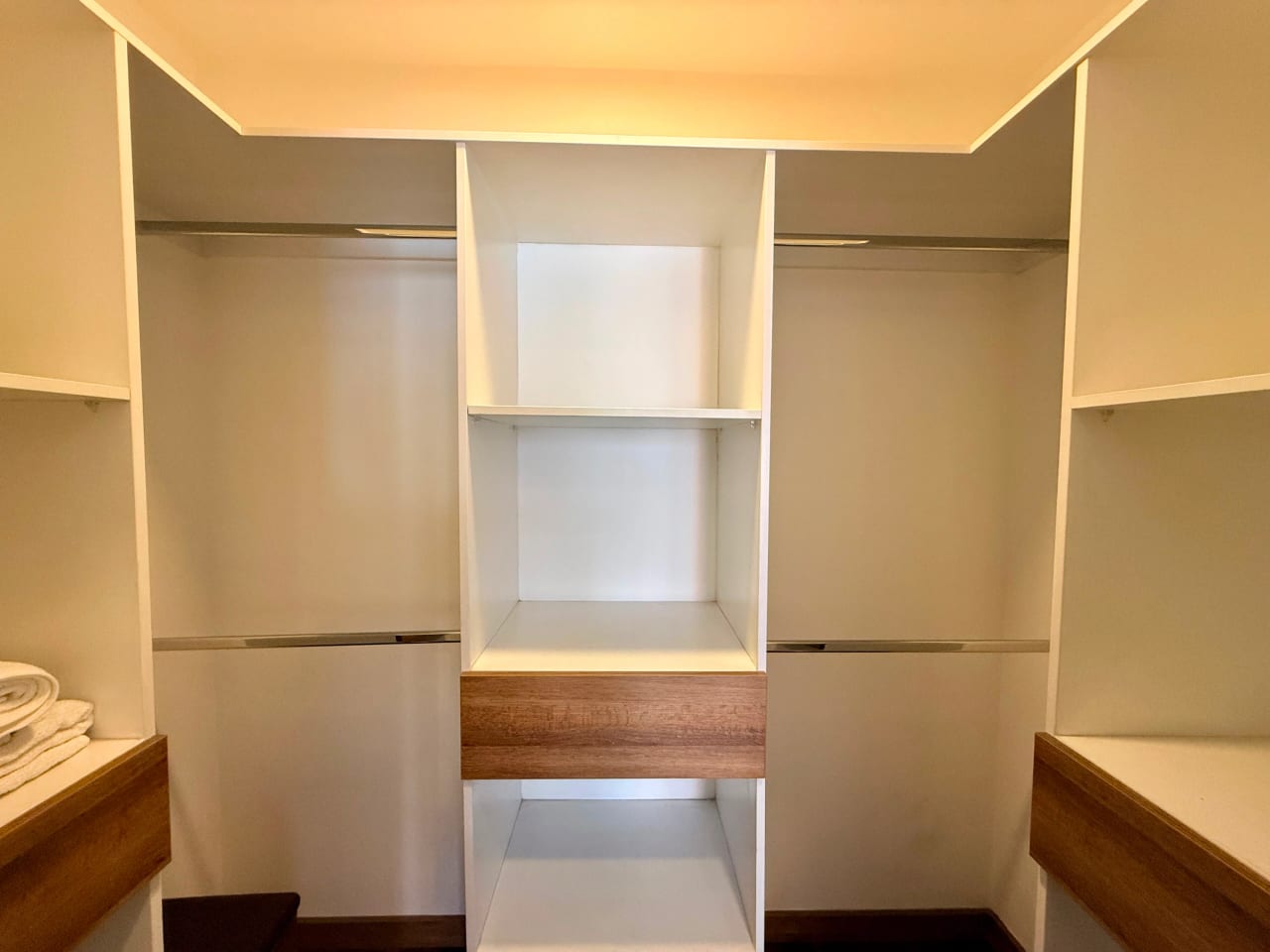 Vendo apartamento en Casa Clara zona 10 — Apartamento en Venta en Zona 10, Guatemala, Ciudad — foto 11 de 17