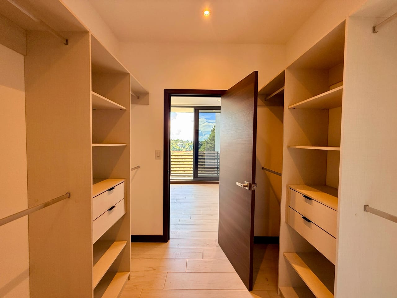 Alquilo apartamento en Spazio zona 15 — Apartamento en Alquiler en Zona 15, Guatemala, Ciudad — foto 16 de 17