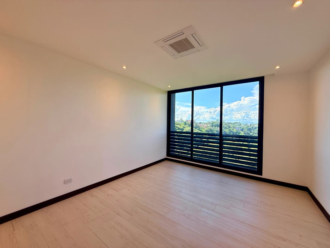 Alquilo apartamento en Spazio zona 15 — Apartamento en Alquiler en Zona 15, Guatemala, Ciudad — foto 15 de 17