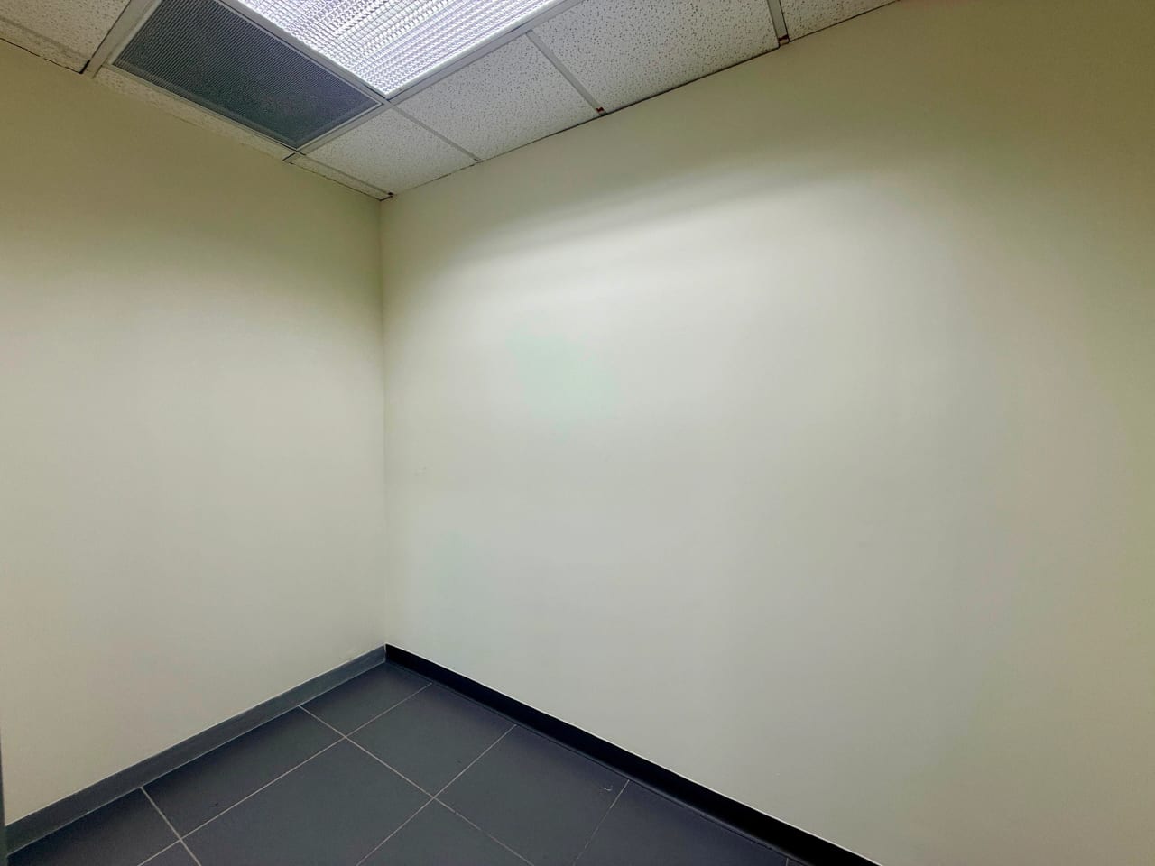 Vendo oficina en Europlaza zona 14 — Oficina en Venta en Zona 14, Guatemala, Ciudad — foto 8 de 17