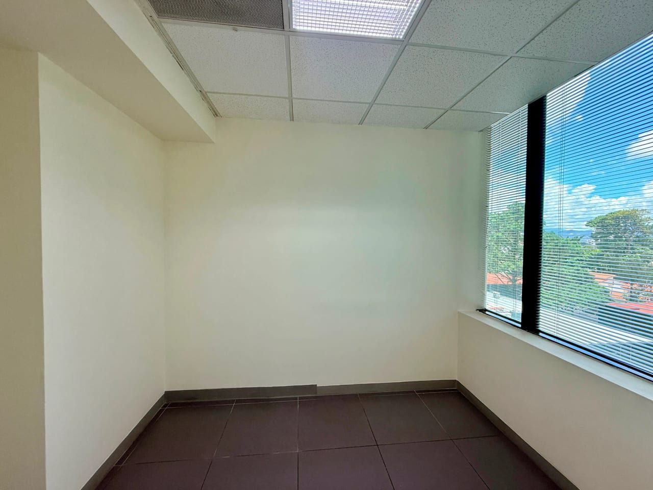 Vendo oficina en Europlaza zona 14 — Oficina en Venta en Zona 14, Guatemala, Ciudad — foto 14 de 17