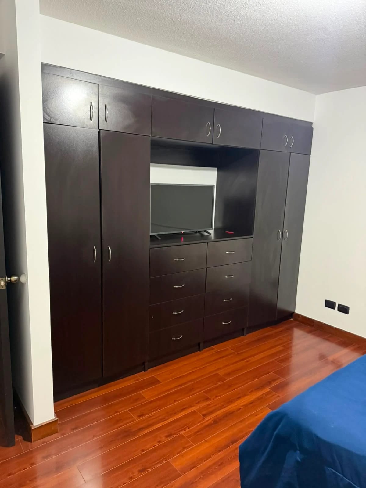 Apartamento en alquiler en edifcio Bosques de Euskadi zona 16 — Apartamento en Alquiler en Zona 16, Guatemala, Ciudad — foto 5 de 15