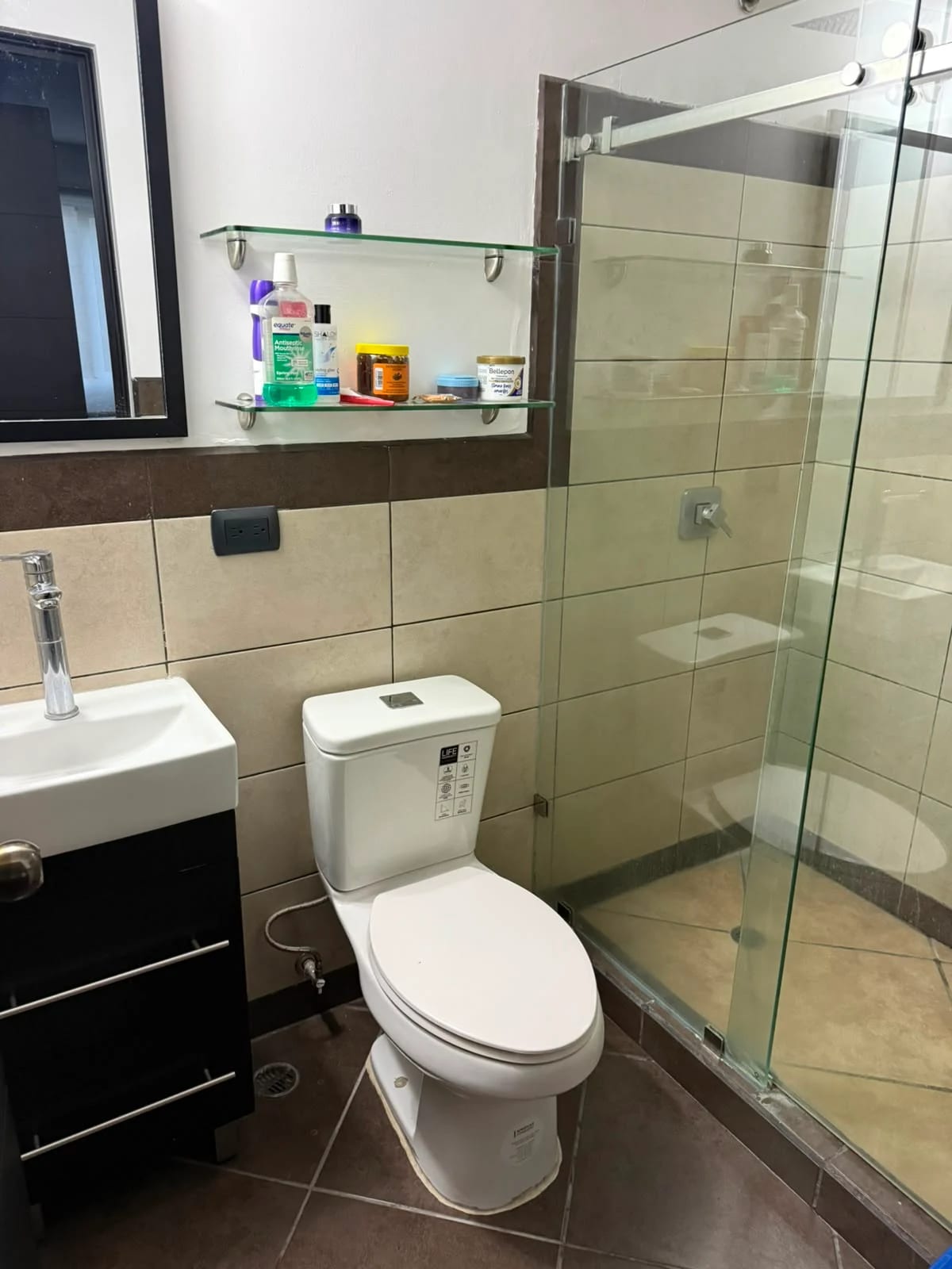 Apartamento en alquiler en edifcio Bosques de Euskadi zona 16 — Apartamento en Alquiler en Zona 16, Guatemala, Ciudad — foto 9 de 15