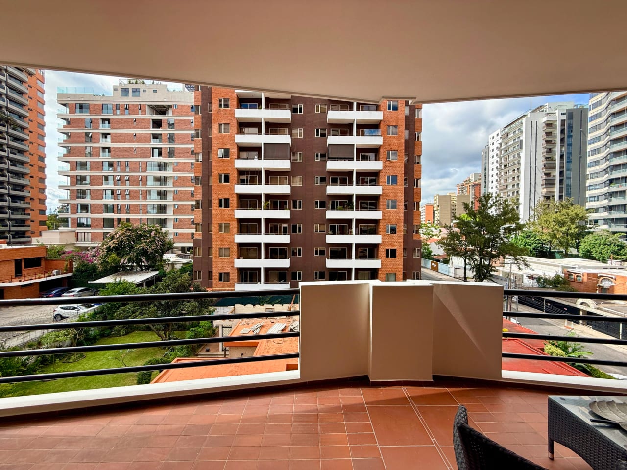 Apartamento en venta en Casa Rialto zona 14 — Apartamento en Venta en Zona 14, Guatemala, Ciudad — foto 8 de 17