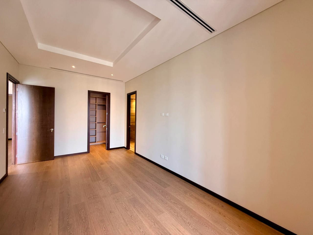 Apartamento en venta en edificio Santa Sofia 7ma zona 10 — Apartamento en Venta en Zona 10, Guatemala, Ciudad — foto 8 de 17