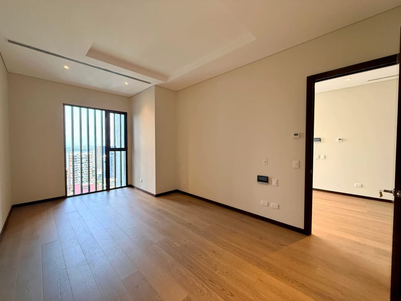 Apartamento en venta en edificio Santa Sofia 7ma zona 10 — Apartamento en Venta en Zona 10, Guatemala, Ciudad — foto 11 de 17