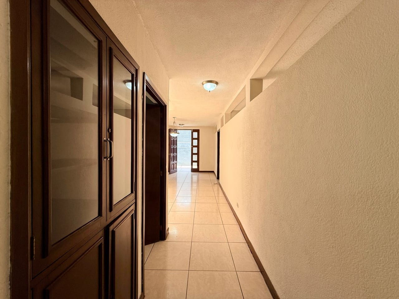 Casa en venta dentro de garita en zona 10 — Casa en Venta en Zona 10, Guatemala, Ciudad — foto 17 de 17