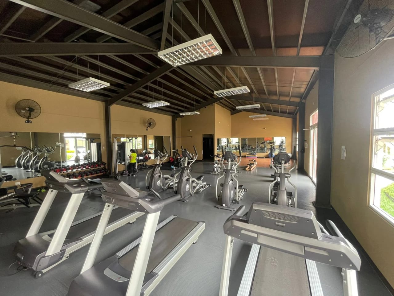 Casa en venta Luces del Encinal zona 7 de Mixco — Casa en Venta en Zona 7 Mixco, Guatemala, Ciudad — foto 9 de 14