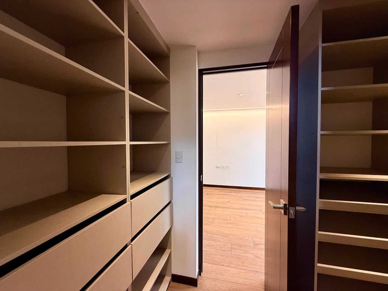 Apartamento en venta edificio Astorga zona 13 — Apartamento en Venta en Zona 13, Guatemala, Ciudad — foto 6 de 17