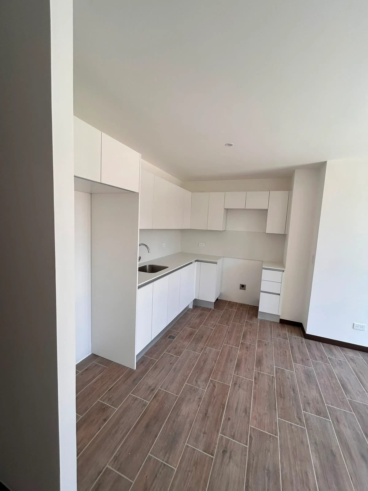 Apartamento en venta Torre Ferran zona 14 — Apartamento en Venta en Zona 14, Guatemala, Ciudad — foto 6 de 17