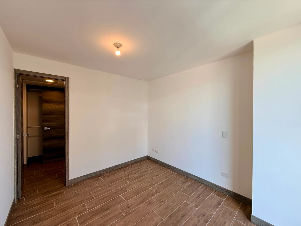Apartamento en alquiler en edificio Kiintea zona 15 — Apartamento en Alquiler en Zona 15, Guatemala, Ciudad — foto 9 de 16