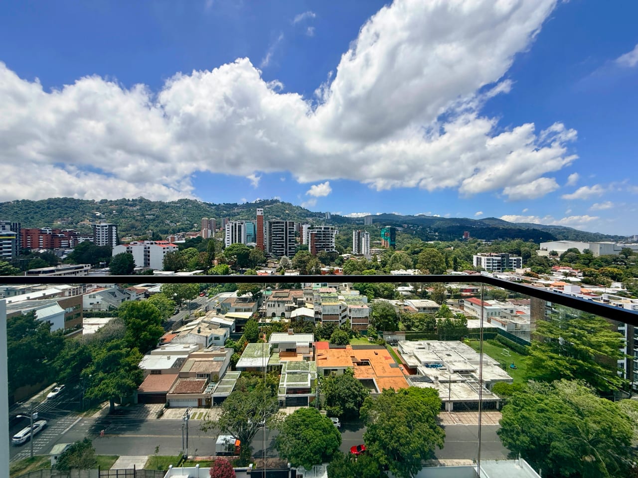 Apartamento en venta edificio Kiintea zona 15 — Apartamento en Venta en Zona 15, Guatemala, Ciudad — foto 12 de 17
