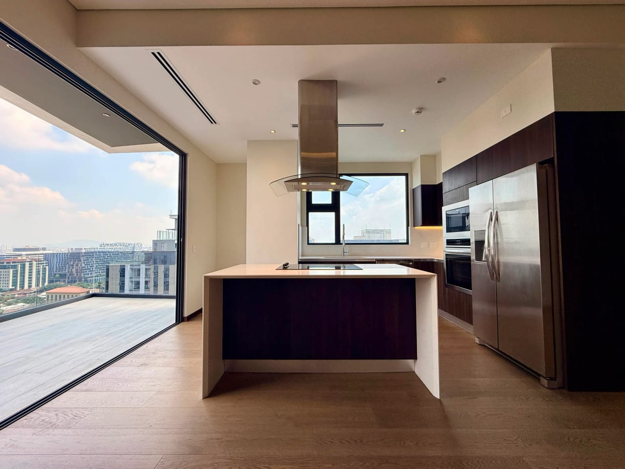 Apartamento en venta edifcio Santa Sofia 7ma zona 10 — Apartamento en Venta en Zona 10, Guatemala, Ciudad — foto 17 de 17