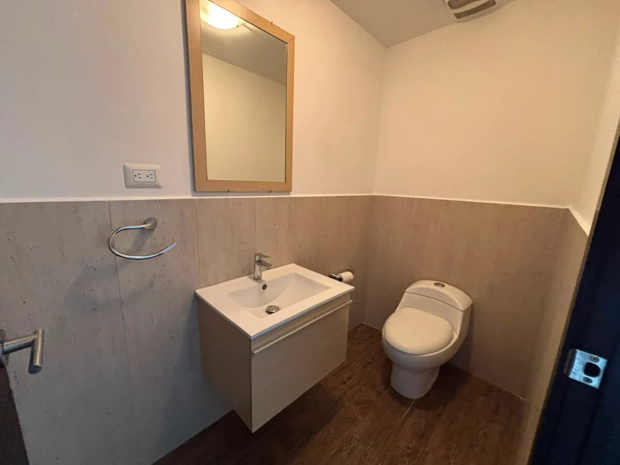 Apartamento en alquiler en edifcio Torre 360 zona 15 — Apartamento en Alquiler en Zona 15, Guatemala, Ciudad — foto 2 de 9