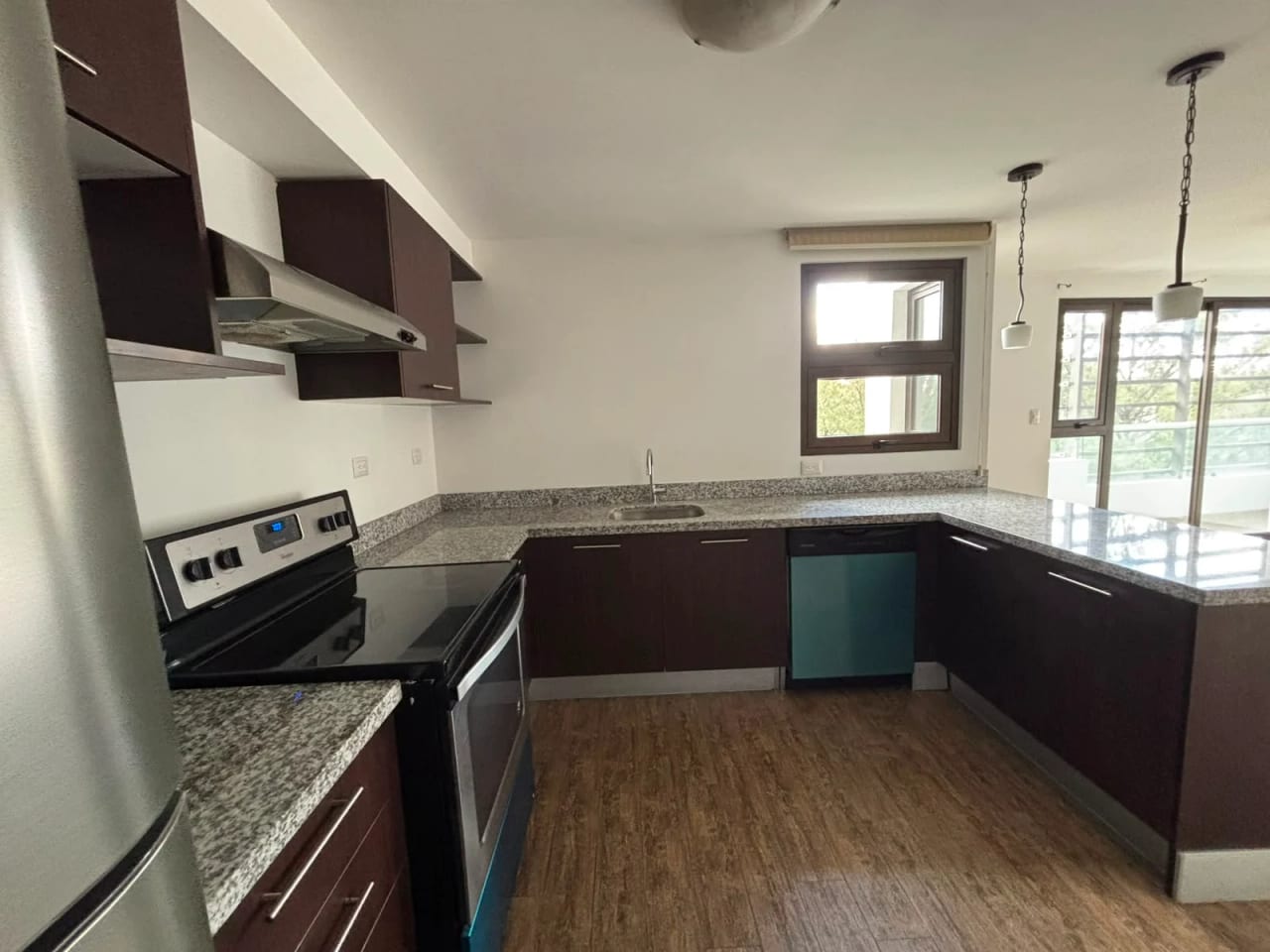 Apartamento en alquiler en edifcio Torre 360 zona 15 — Apartamento en Alquiler en Zona 15, Guatemala, Ciudad — foto 5 de 9