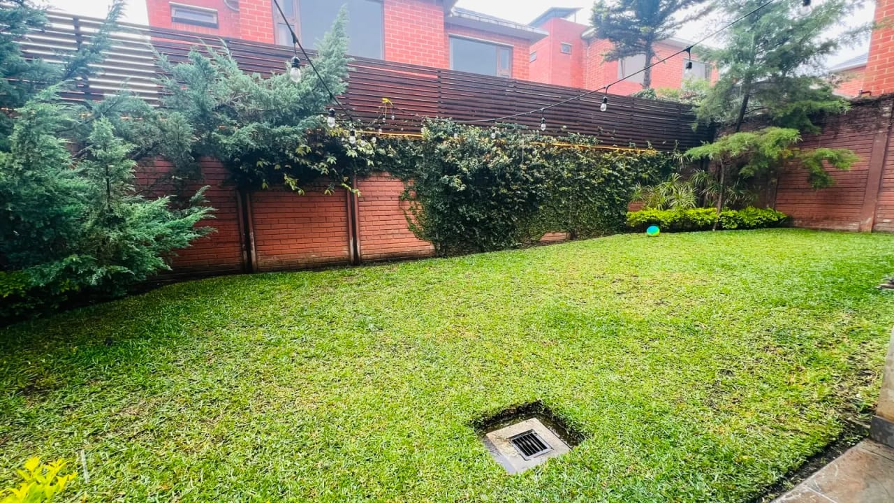 Casa en alquiler en Bellas Luces Santa Catarina Pinula — Casa en Alquiler en Santa Catarina Pinula, Guatemala, Ciudad — foto 14 de 17