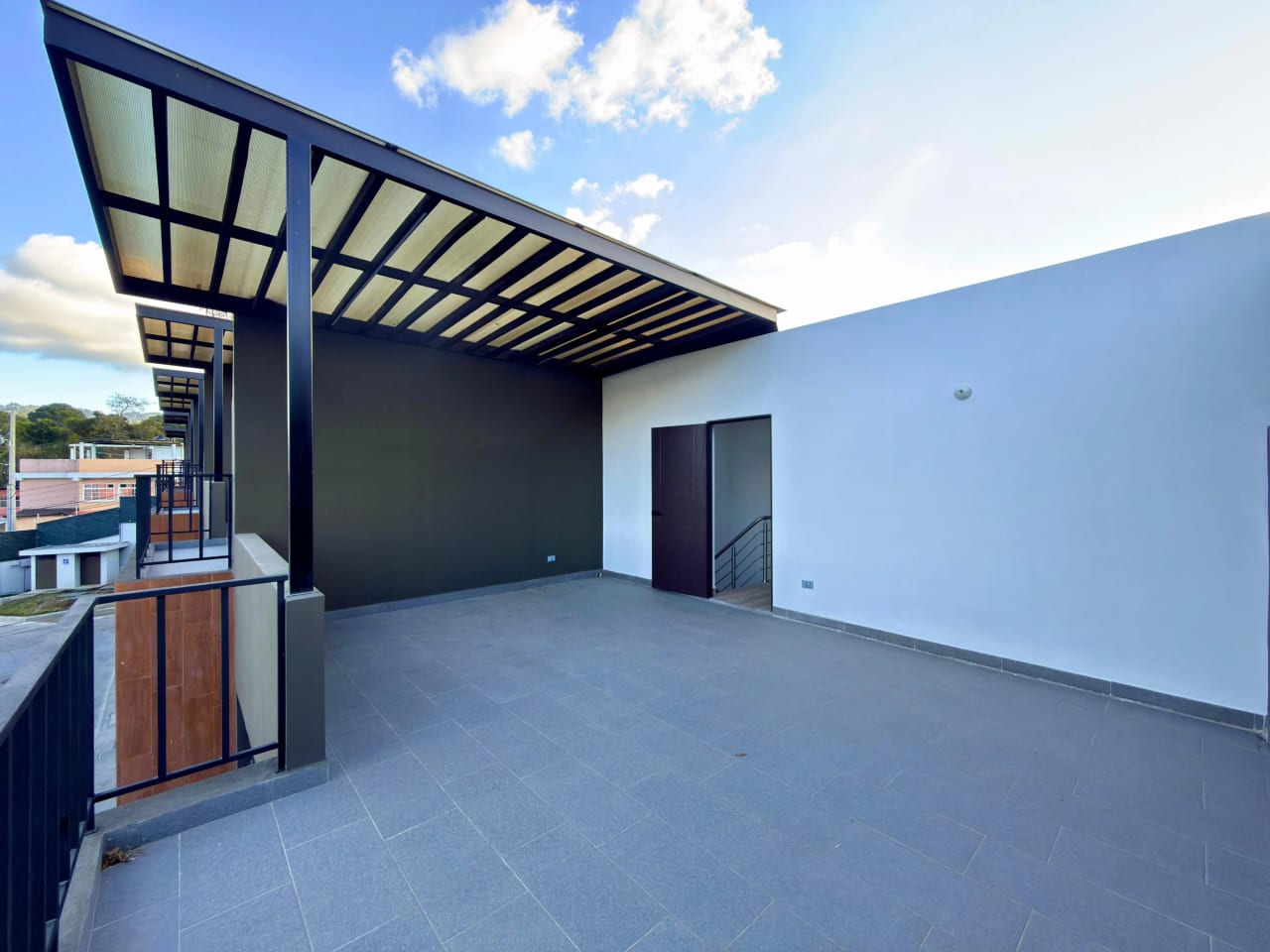 Casa en alquiler en condominio Laureles zona 16 — Casa en Alquiler en Zona 16, Guatemala, Ciudad — foto 15 de 17