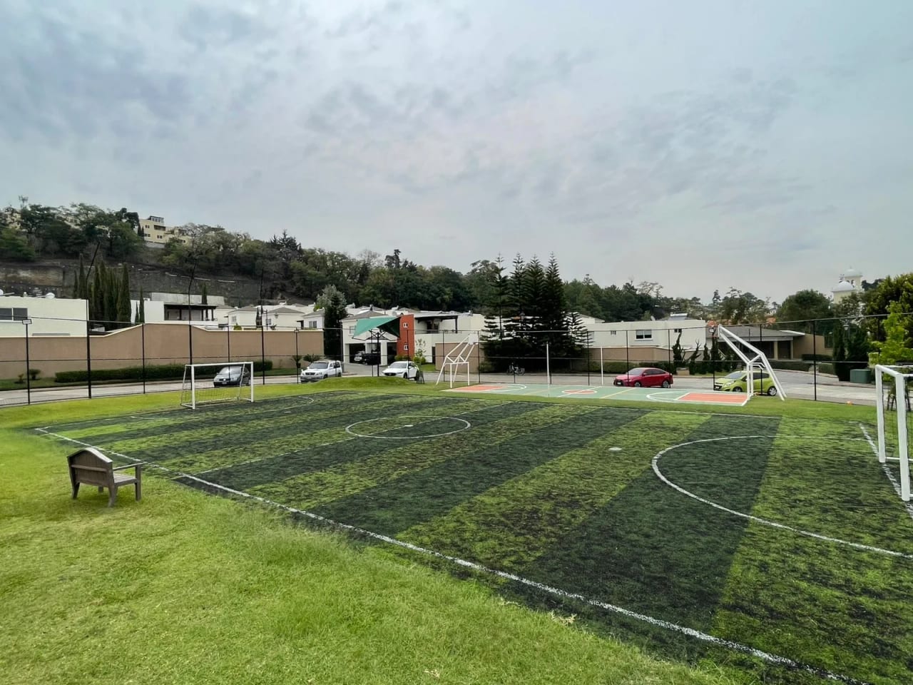 Casa en venta en condominio Luces del Encinal — Casa en Venta en Zona 7 Mixco, Guatemala, Ciudad — foto 12 de 14