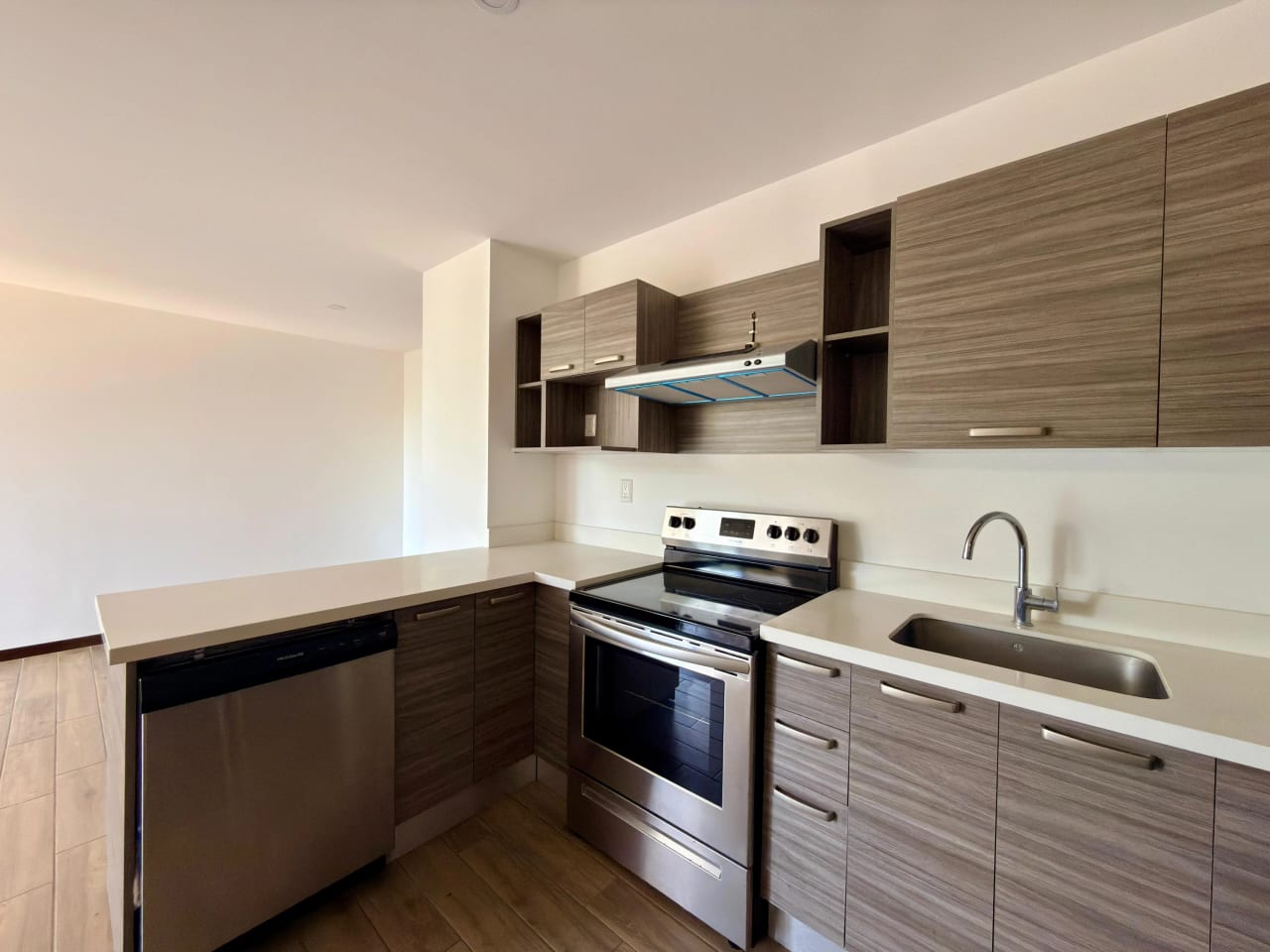 Apartamento en alquiler en edifcio O2 km 14.5 Carretera Salvador — Apartamento en Venta en Carretera a El Salvador, Guatemala, Ciudad — foto 16 de 17