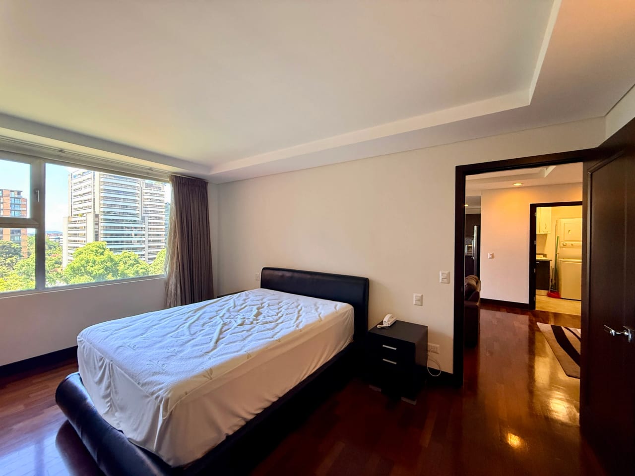 Apartamento amueblado en alquiler en Santa Sofia zona 10 — Apartamento en Alquiler en Zona 10, Guatemala, Ciudad — foto 7 de 17