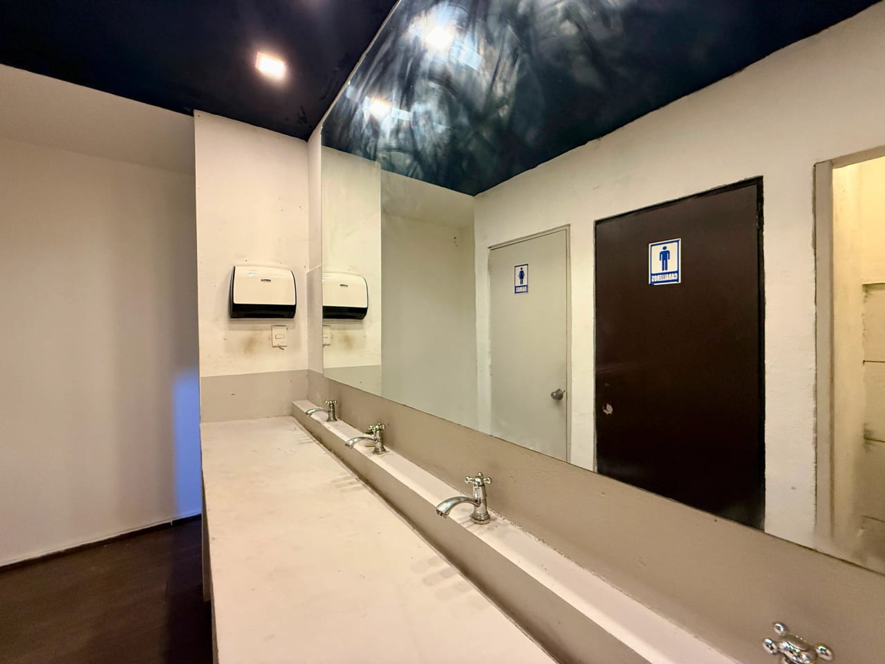 Local en alquiler a pocos metros de boulevard Vista Hermosa zona 15 — Local en Alquiler en Zona 15, Guatemala, Ciudad — foto 8 de 13