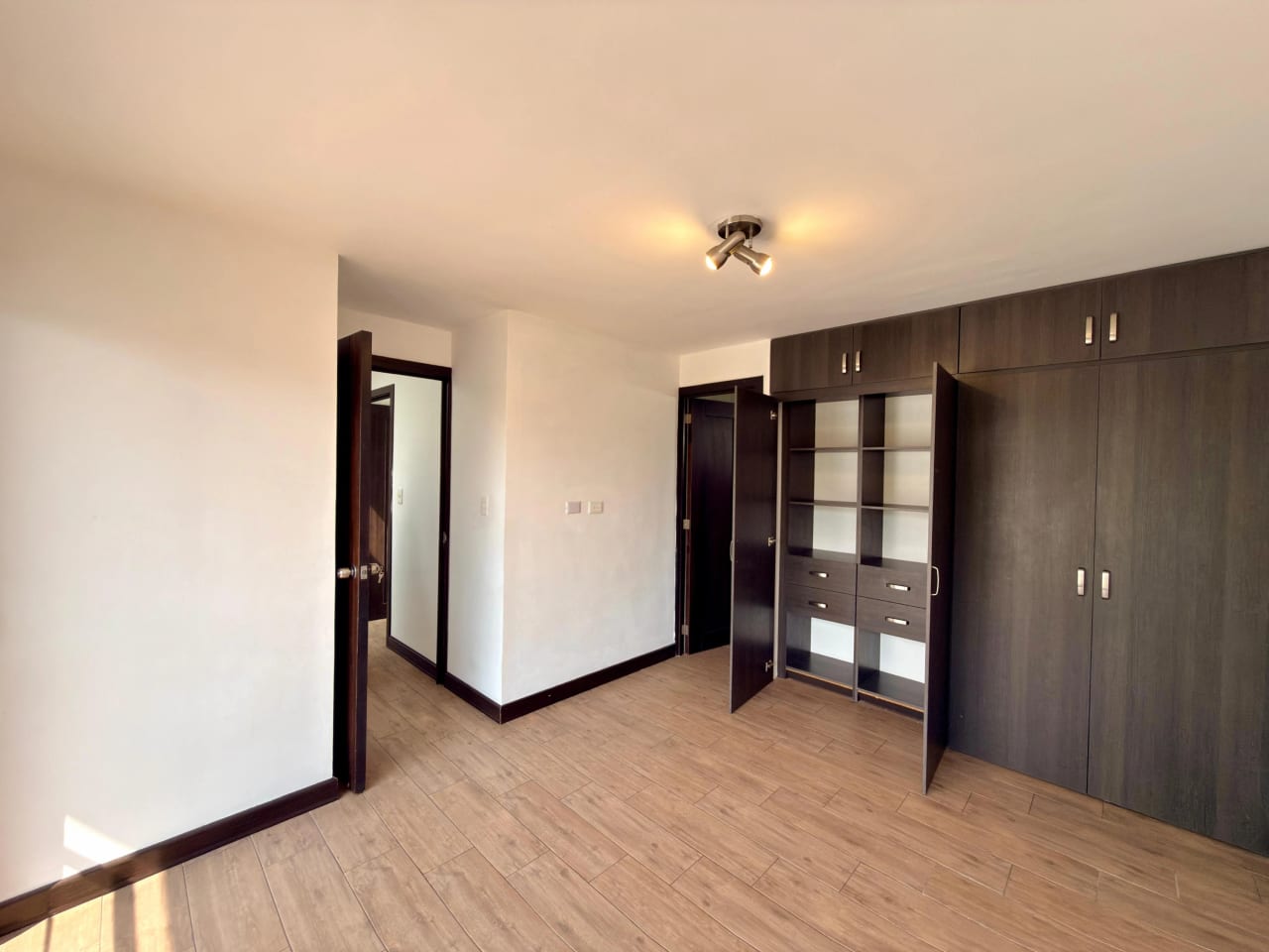 Casa en venta condominio Verde 360 — Casa en Venta en Santa Catarina Pinula, Guatemala, Ciudad — foto 11 de 17