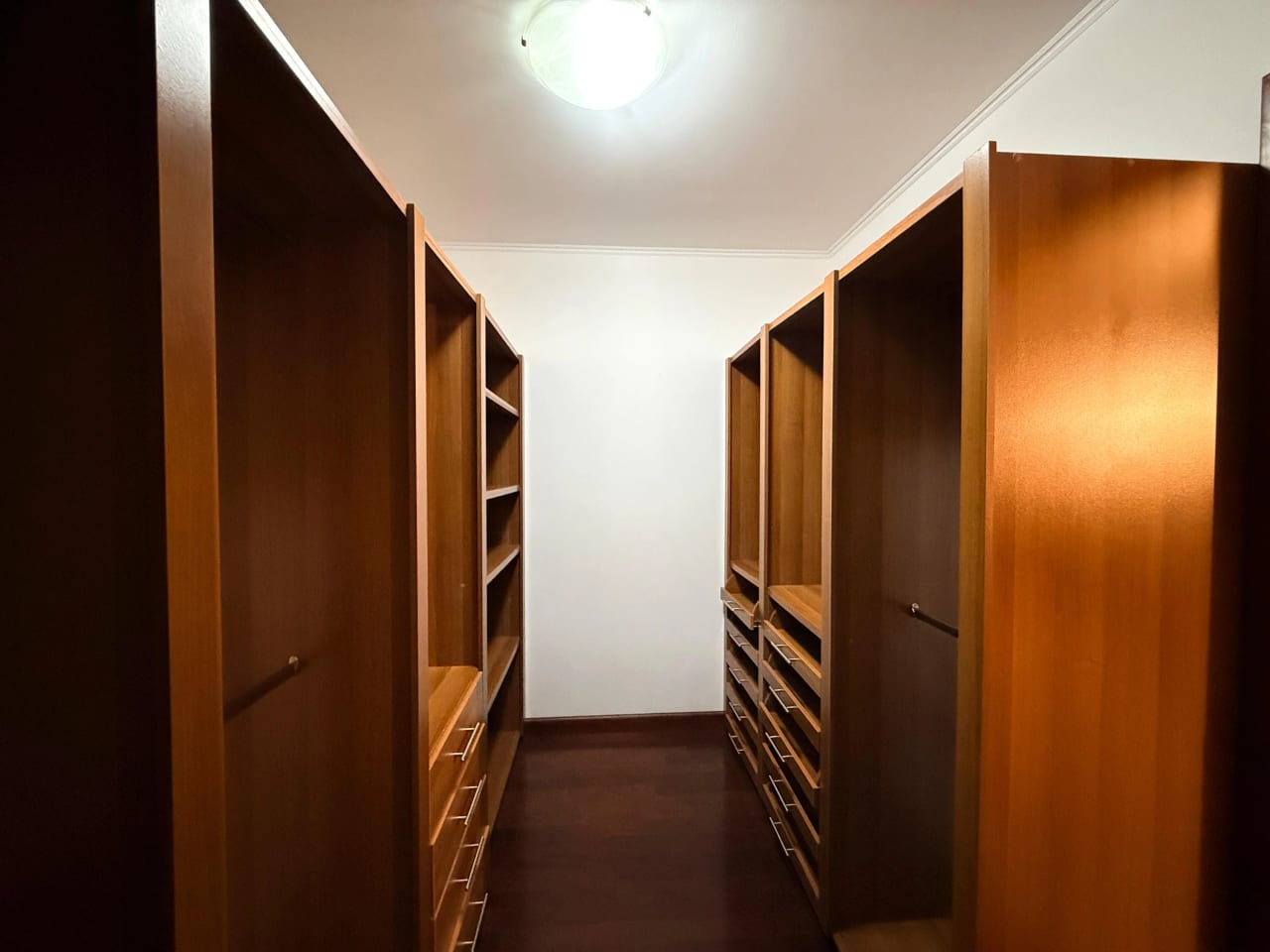 Apartamento en alquiler en Tadeus zona 14 — Apartamento en Alquiler en Zona 14, Guatemala, Ciudad — foto 12 de 17