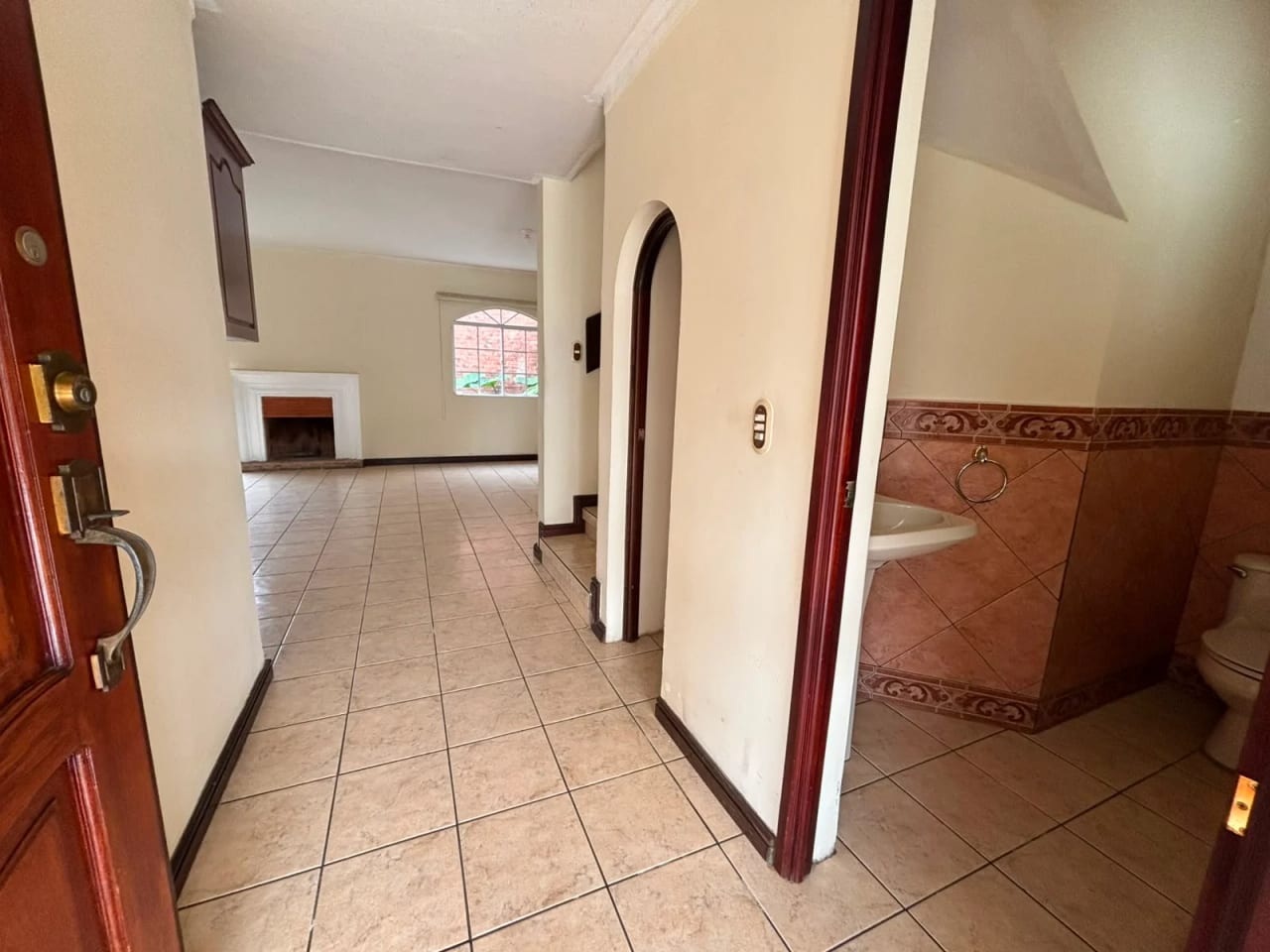 En alquiler casa en condominio Santa Anita 2 Carretera Salvador — Casa en Alquiler en Carretera a El Salvador, Guatemala, Ciudad — foto 7 de 17