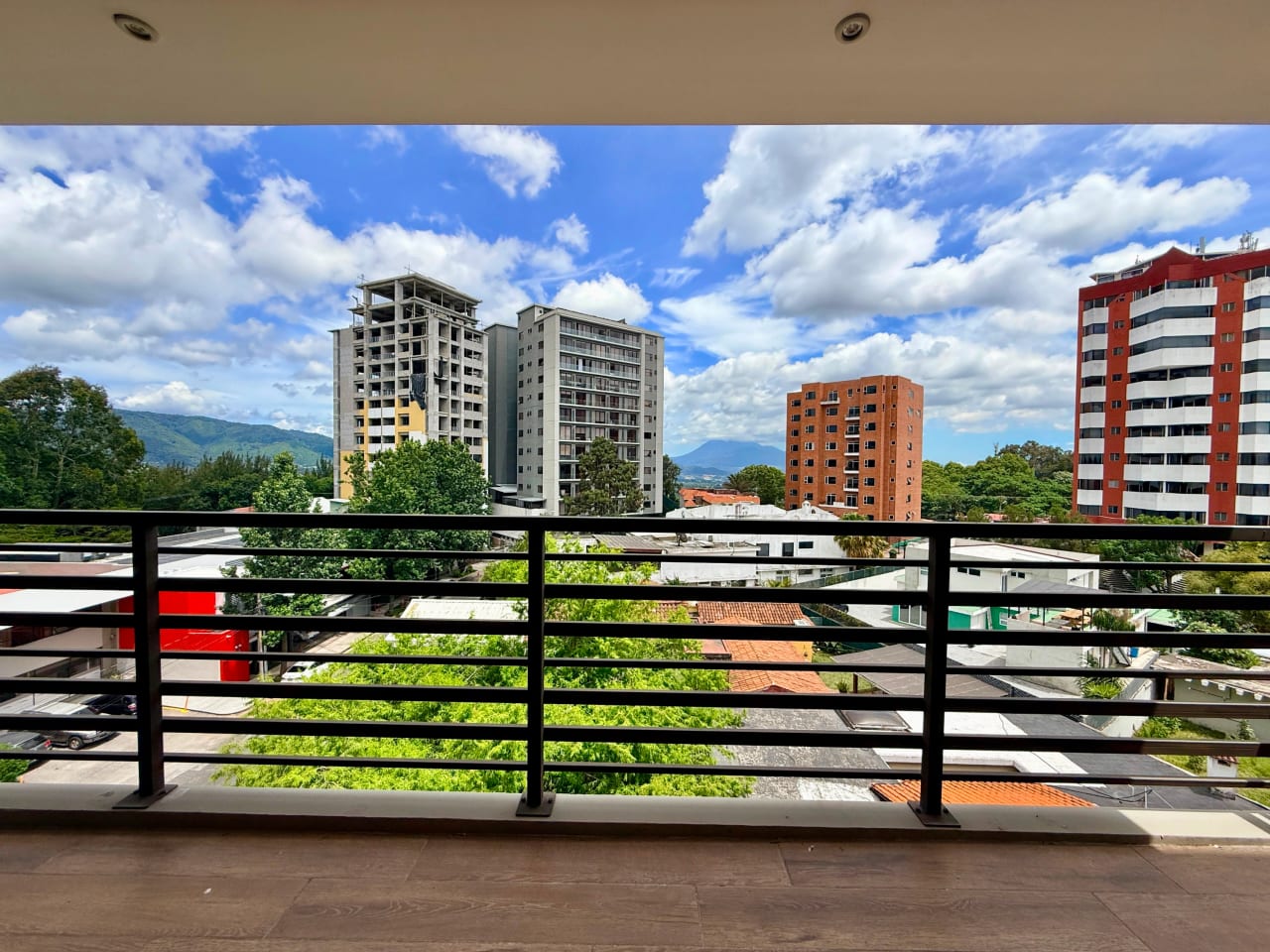 Apartamento en venta en Astorga zona 13 — Apartamento en Venta en Zona 13, Guatemala, Ciudad — foto 15 de 17
