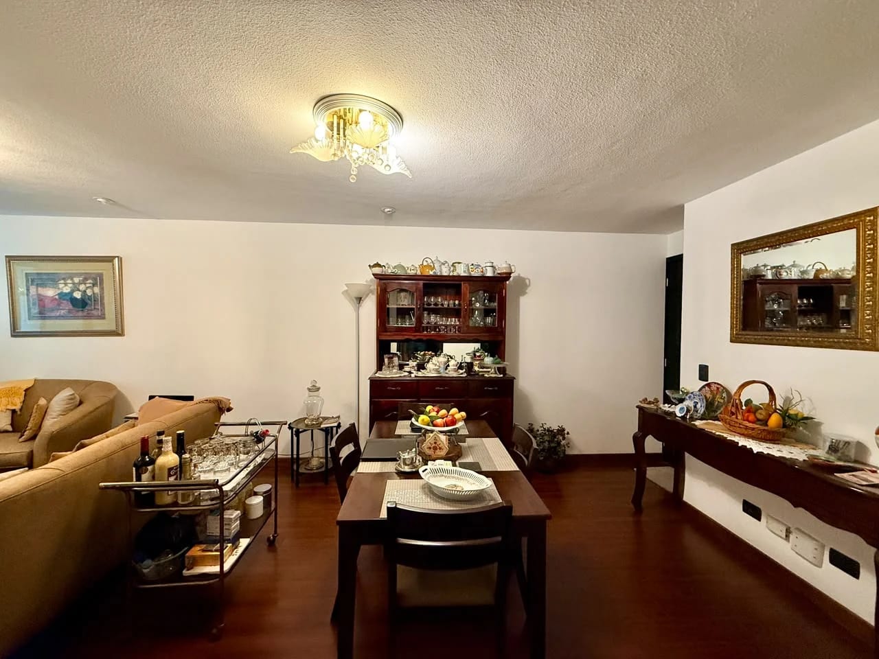 Apartamento en venta en Bosques de Euskadi zona 16 — Apartamento en Venta en Zona 16, Guatemala, Ciudad — foto 5 de 17