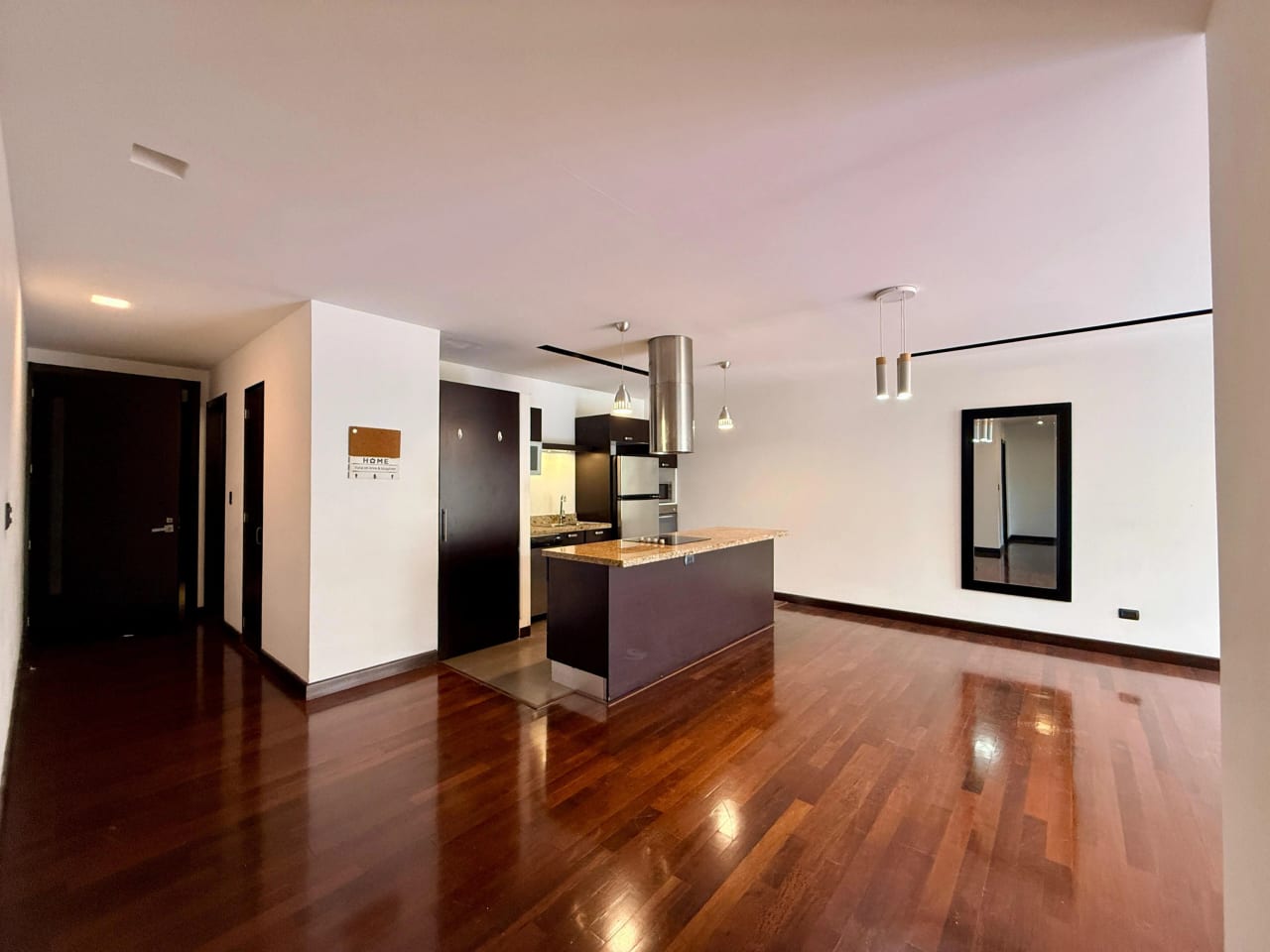 Apartamento en alquiler en edificio Midori zona 15 — Apartamento en Alquiler en Zona 15, Guatemala, Ciudad — foto 1 de 17