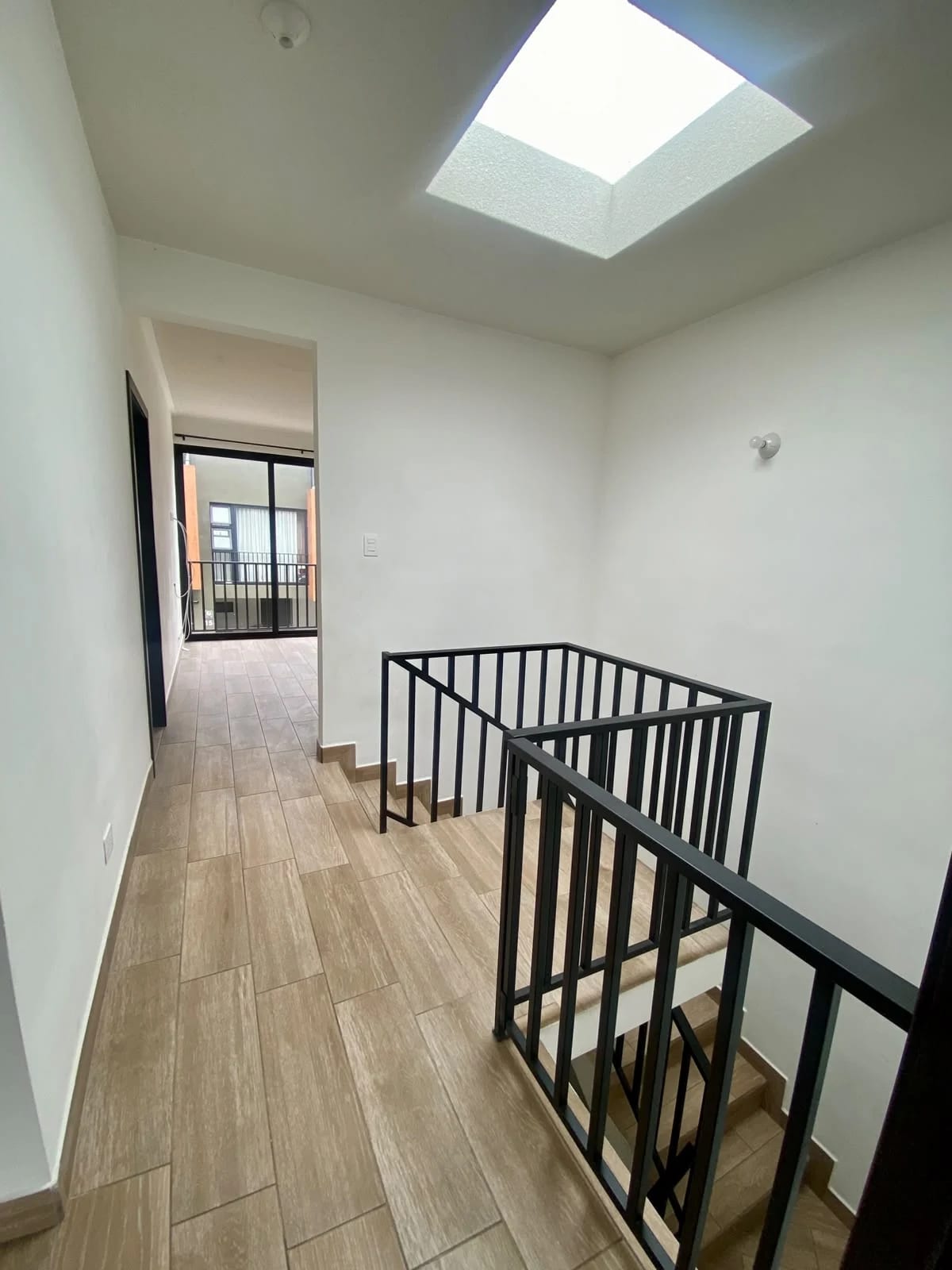 Casa en alquiler en condominio Laureles zona 16 — Casa en Alquiler en Zona 16, Guatemala, Ciudad — foto 12 de 17