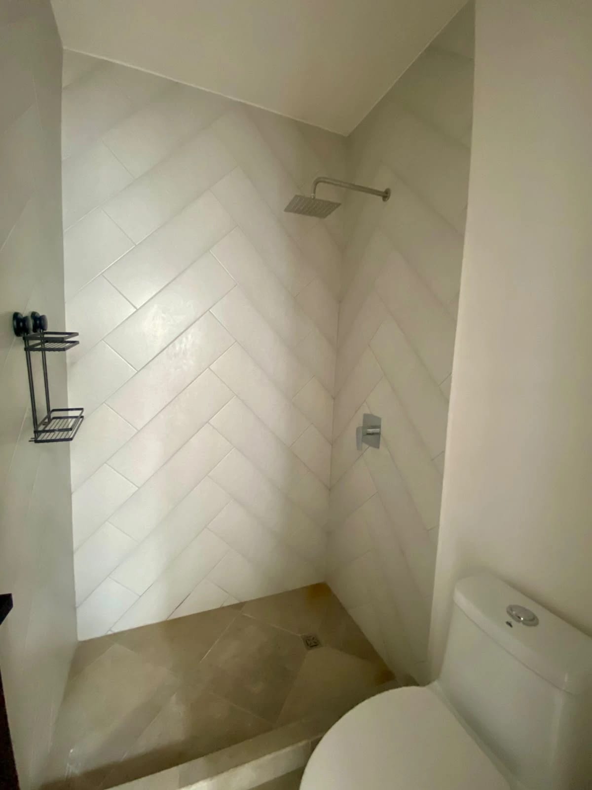 Casa en alquiler en condominio Laureles zona 16 — Casa en Alquiler en Zona 16, Guatemala, Ciudad — foto 15 de 17