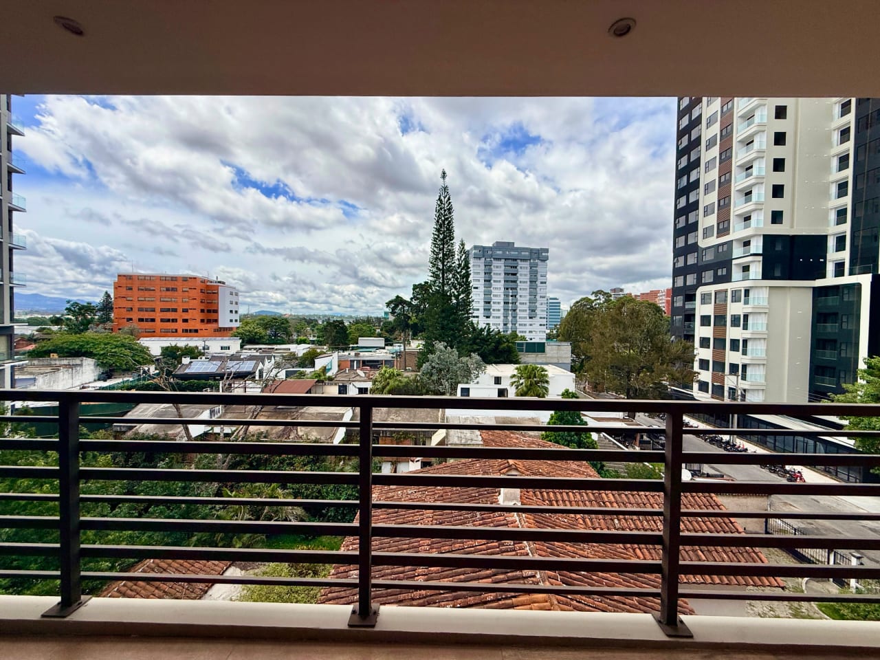 Apartamento en venta en Astorga zona 13 — Apartamento en Venta en Zona 13, Guatemala, Ciudad — foto 12 de 17
