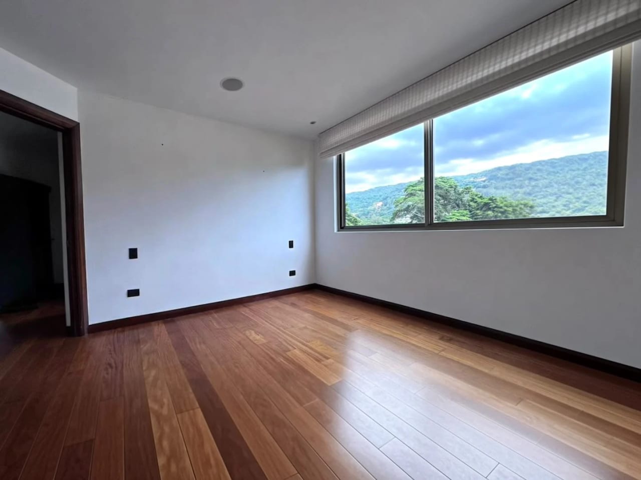 Amplio apartamento en alquiler en Verdino zona 15 — Apartamento en Alquiler en Zona 15, Guatemala, Ciudad — foto 6 de 10